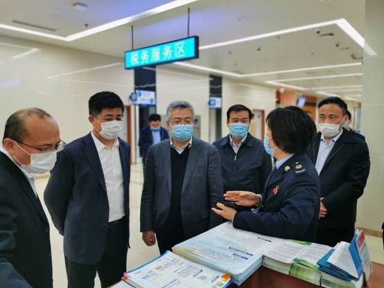 省局领导来大厅视察9.jpg